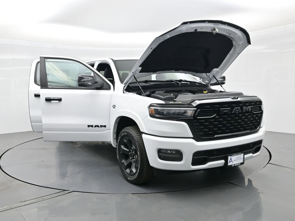 New 2026 RAM 1500 4x4 Crew Cab image 38