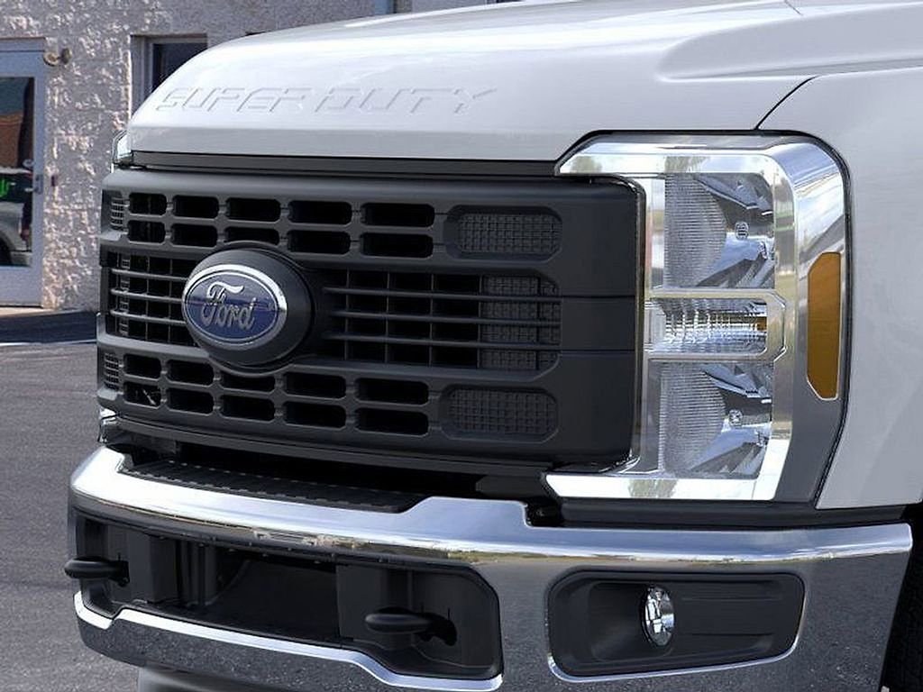 Used 2024 Ford F350 XL w/ XL Chrome Package image 17