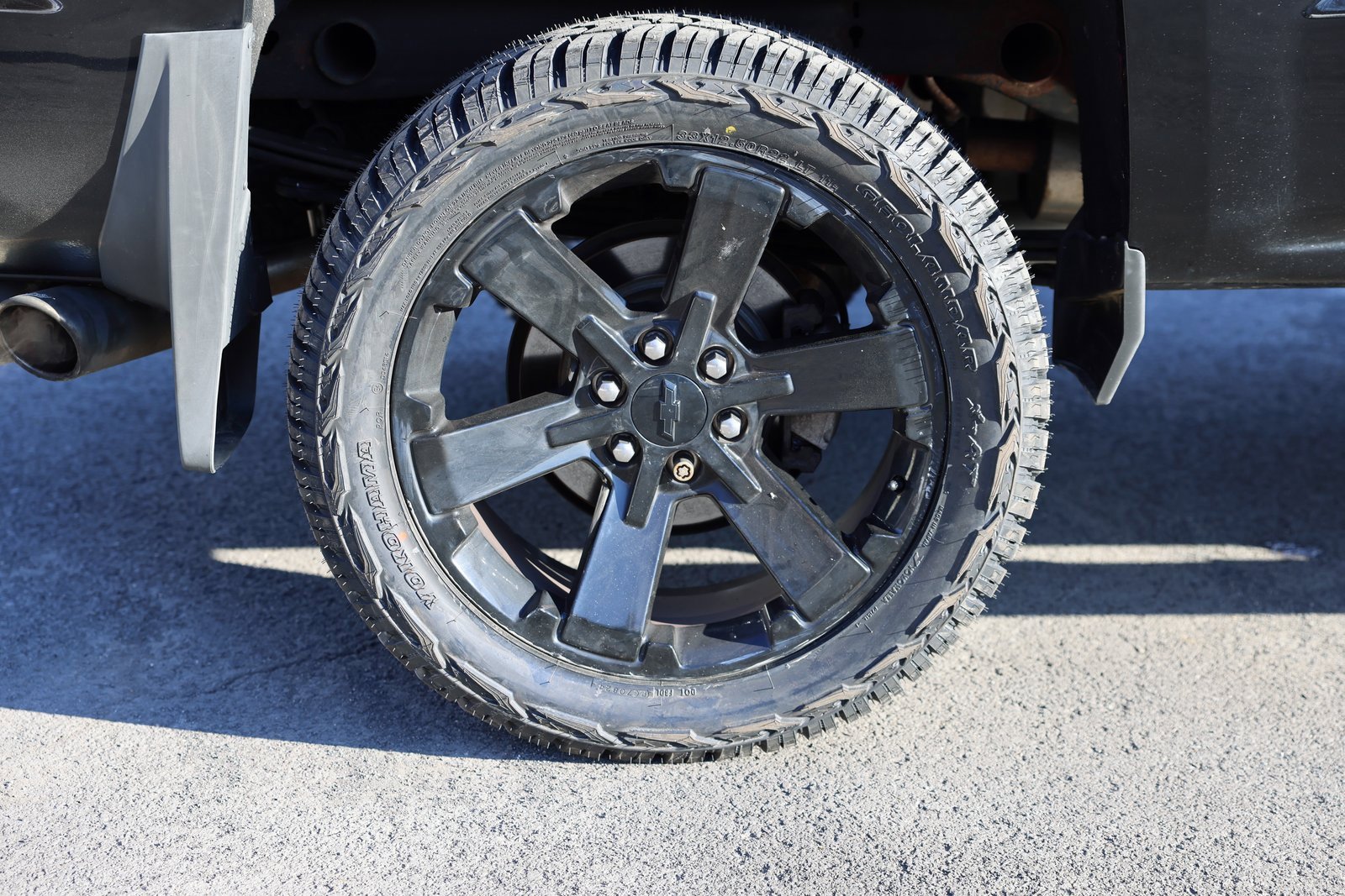 Used 2018 Chevrolet Silverado 1500 LTZ Z71 w/ LTZ Plus Package image 25