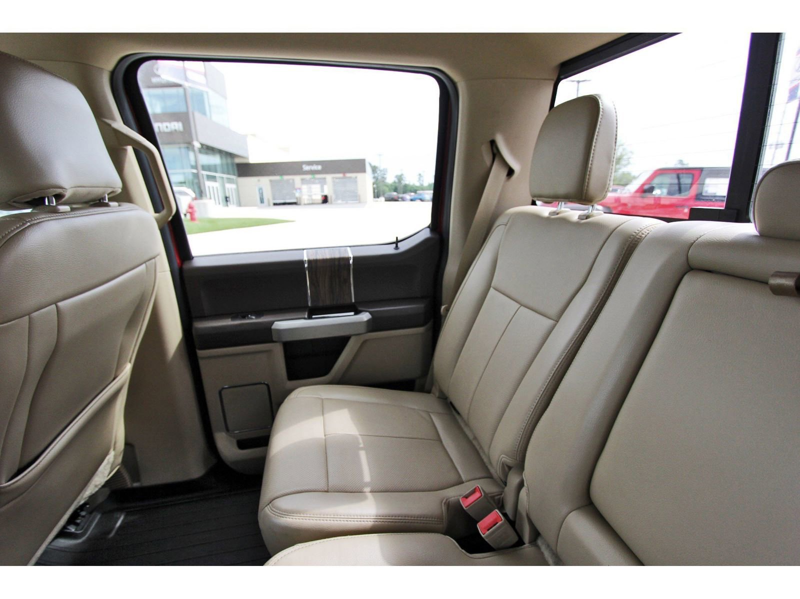 Used 2018 Ford F150 Lariat RWD image 14