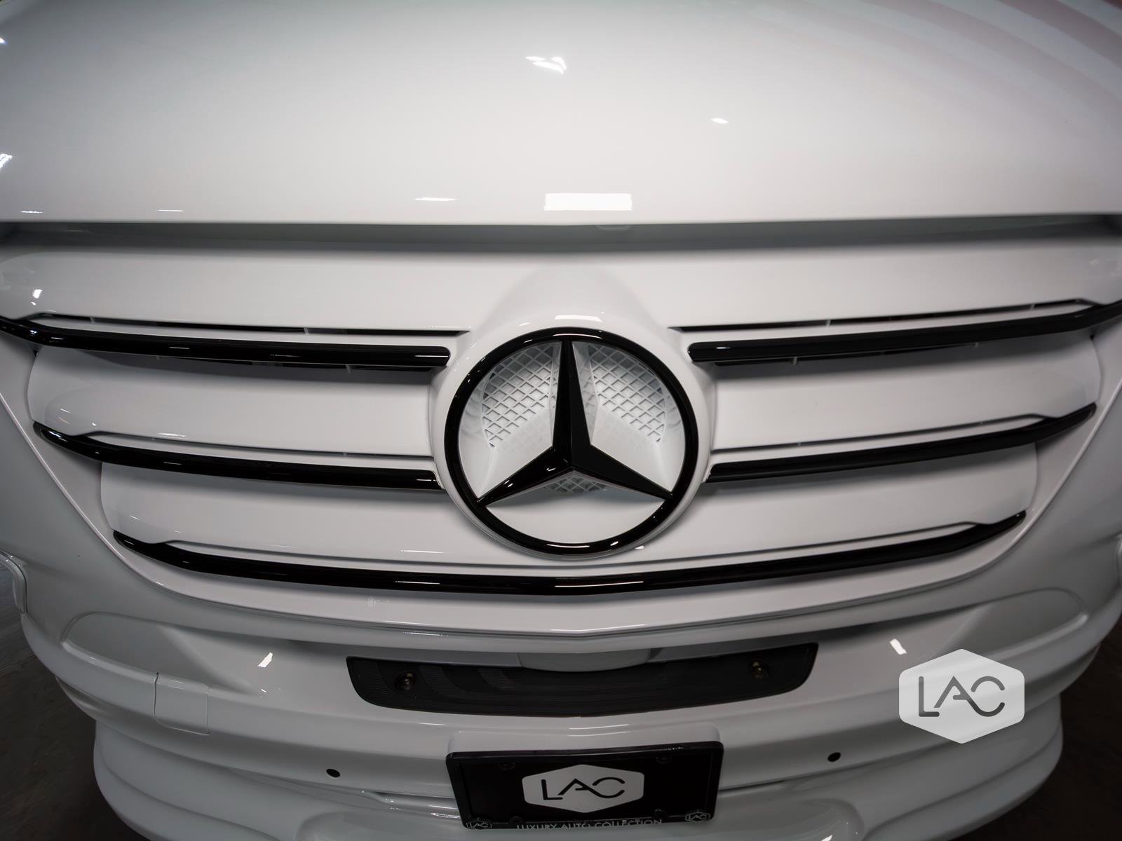 Used 2025 Mercedes-Benz Sprinter 3500 image 36