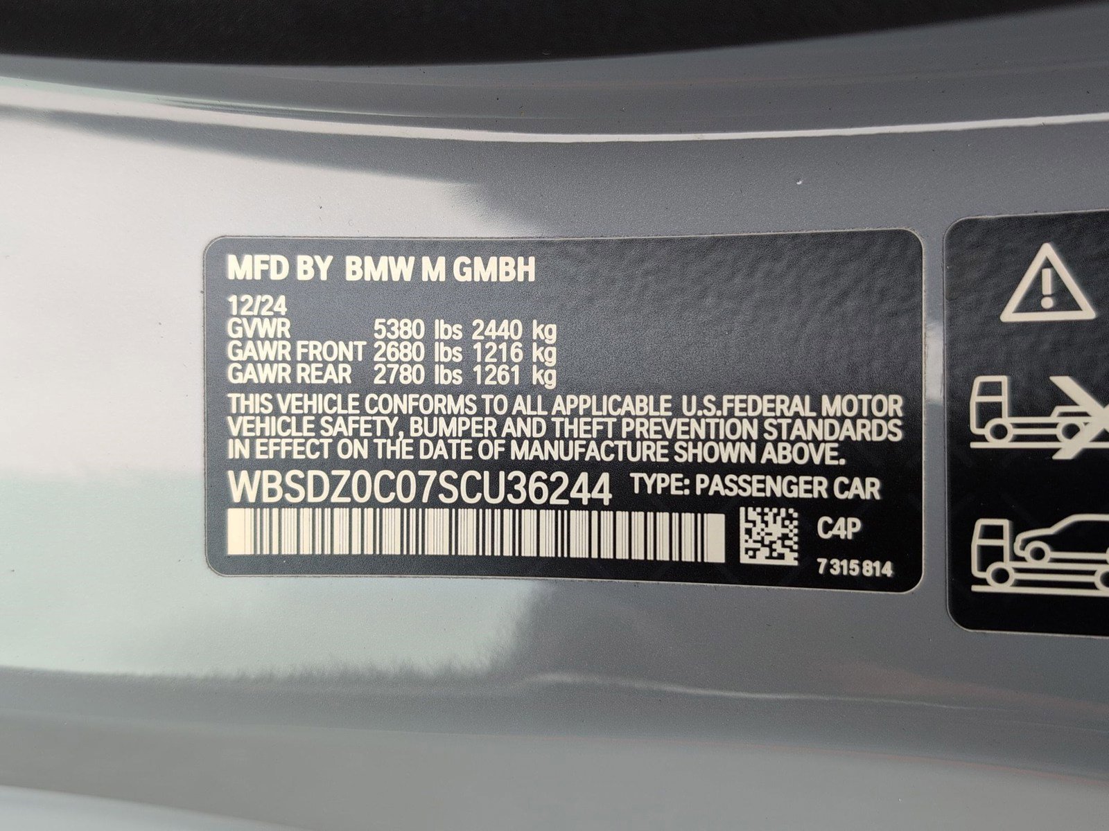 Used 2025 BMW M8 Competition AWD/4WD image 18
