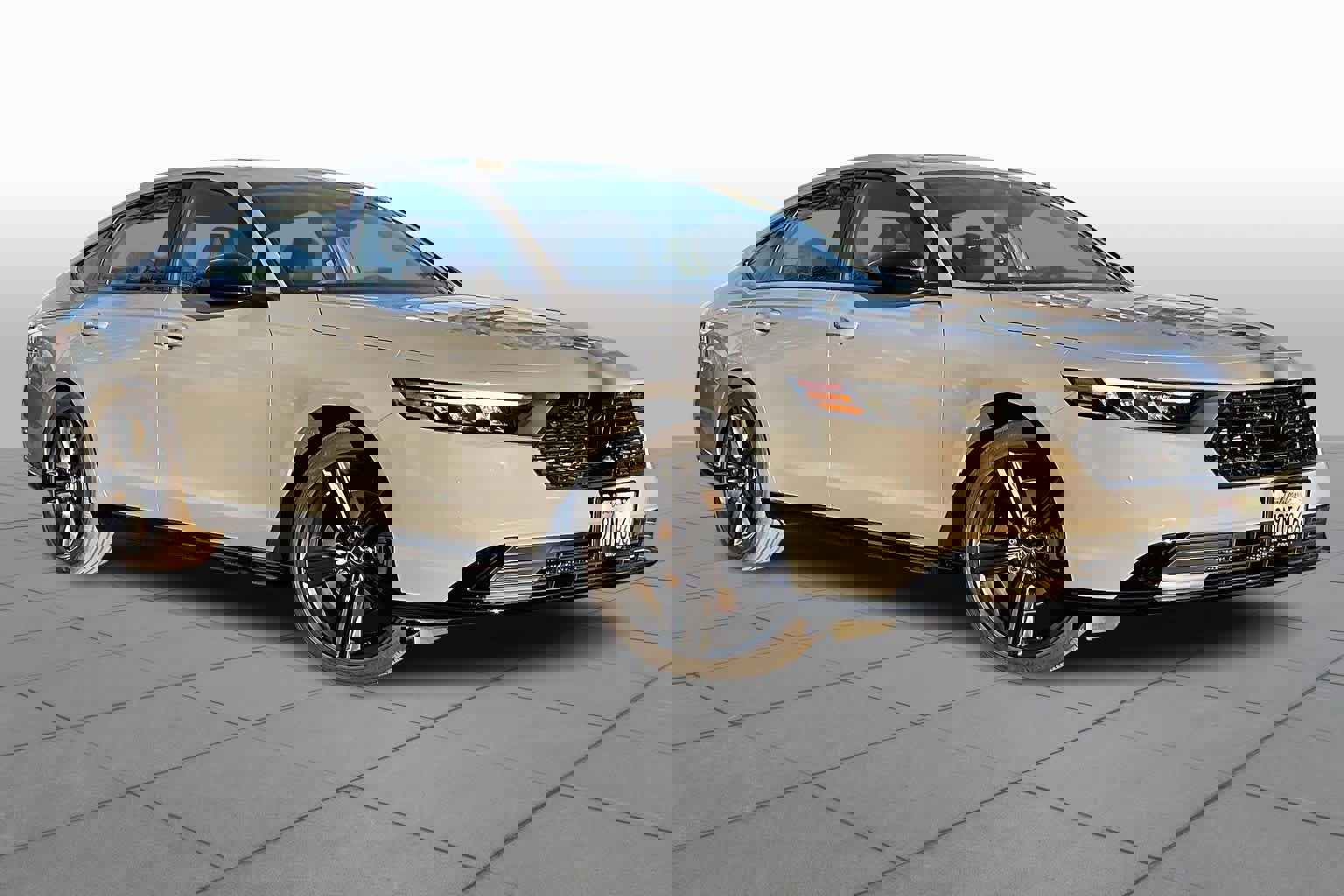 Used 2024 Honda Accord Sport image 2