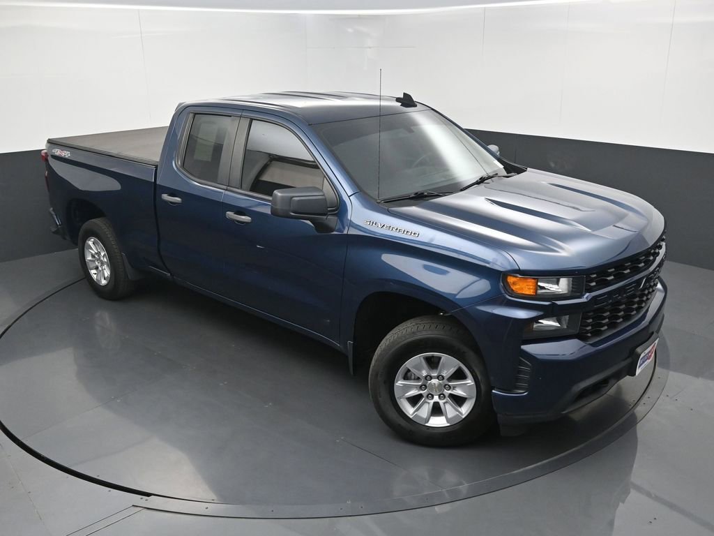 Used 2019 Chevrolet Silverado 1500 Custom w/ Custom Convenience Package AWD/4WD image 26