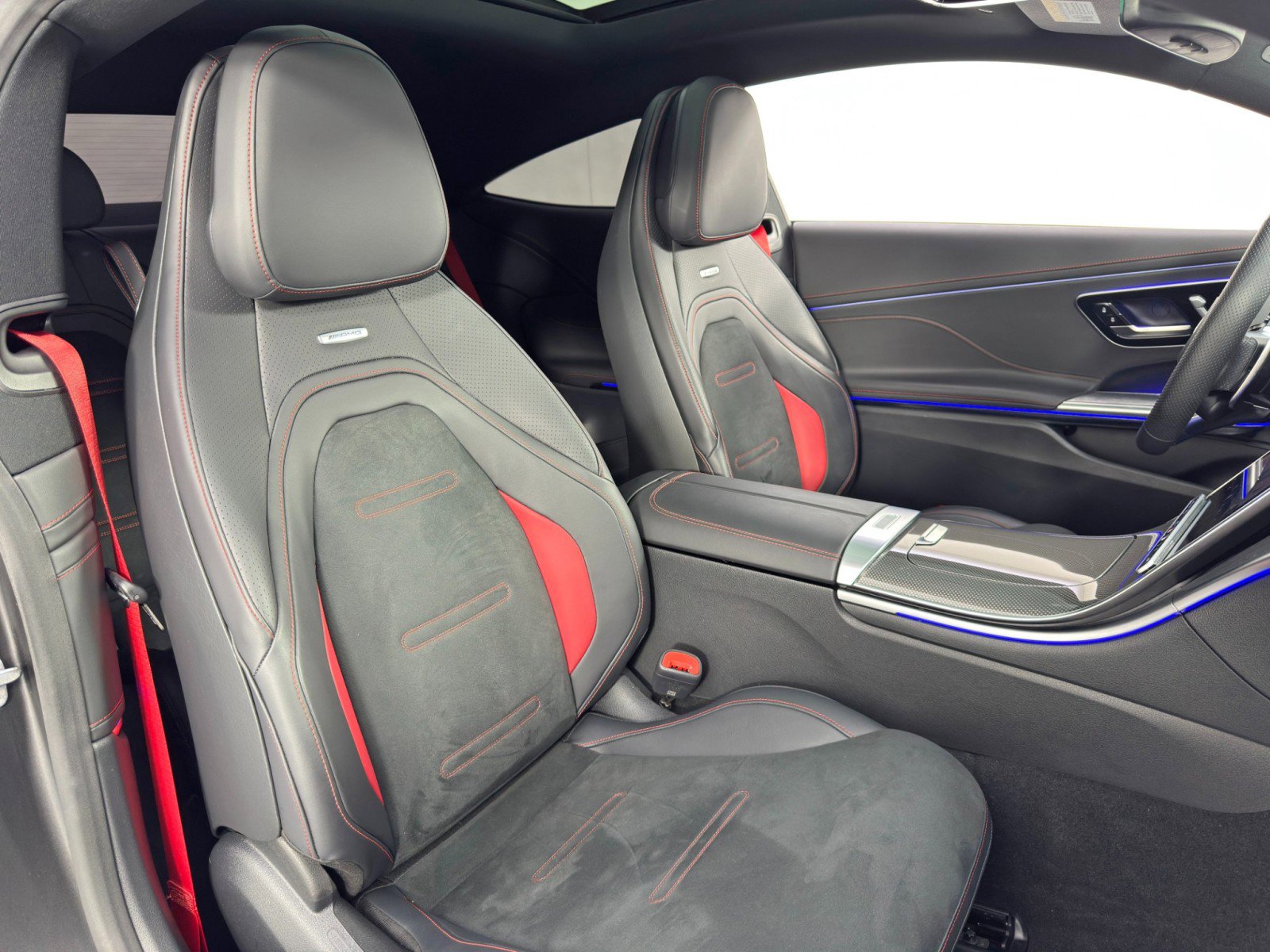 Used 2024 Mercedes-Benz CLE 53 AMG 4MATIC image 38