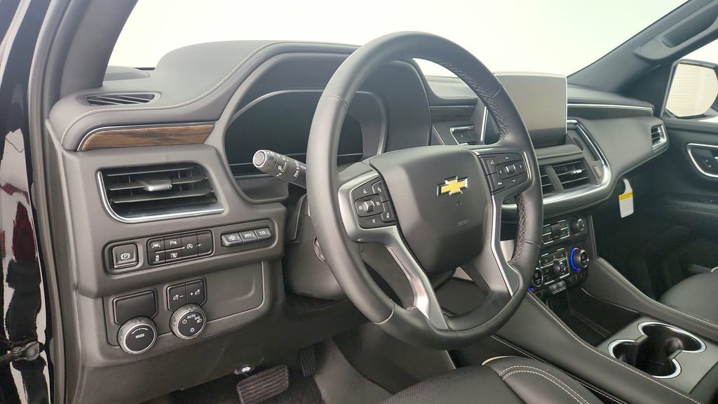 Used 2023 Chevrolet Tahoe Premier w/ Premium Package 2 RWD image 14