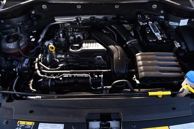 Certified 2022 Volkswagen Taos SE w/ Panoramic Sunroof Package image 26