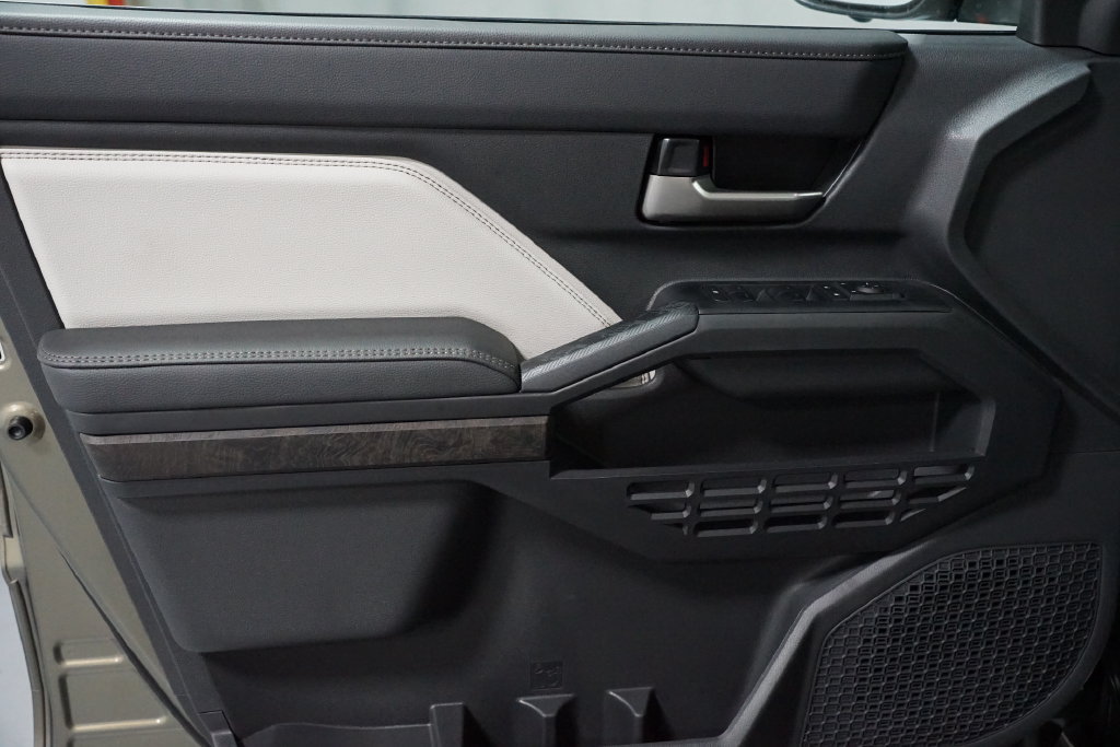 New 2026 Toyota Tacoma Limited AWD/4WD image 35