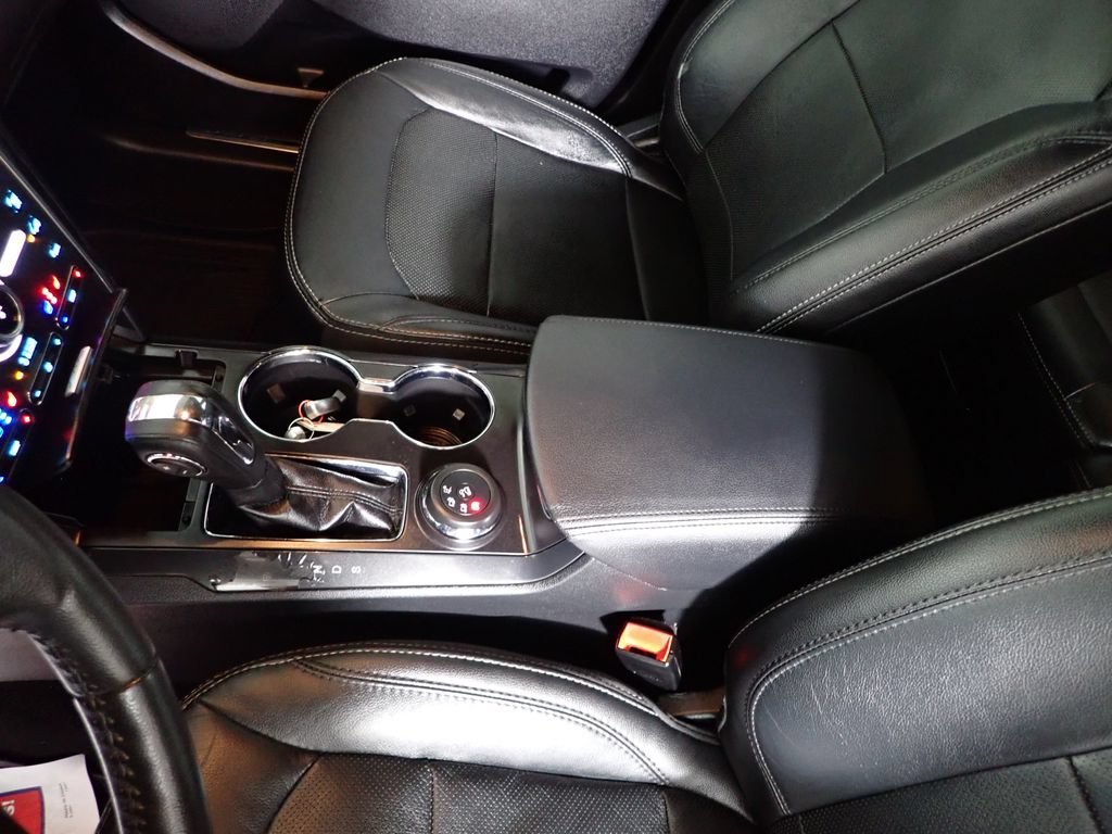 Used 2019 Ford Explorer Limited AWD/4WD image 29
