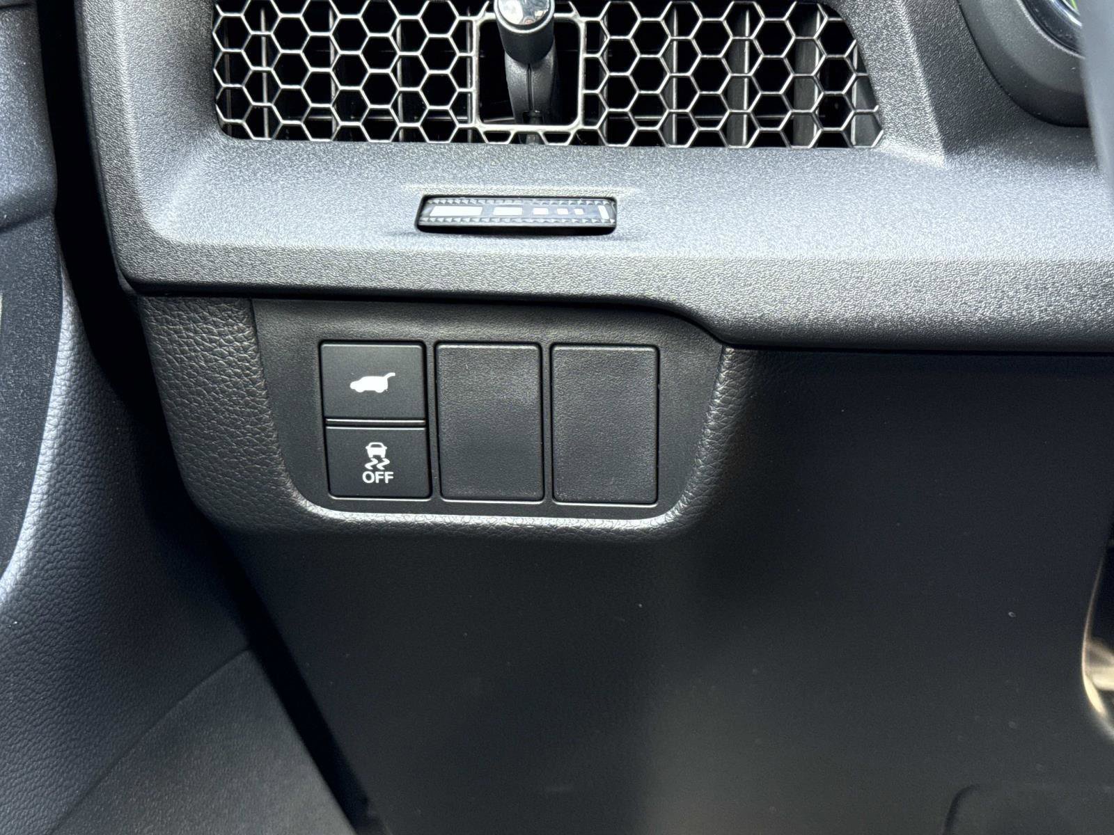Used 2025 Honda CR-V Sport-L image 13