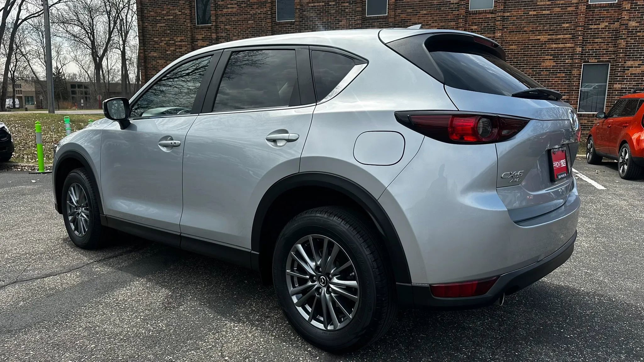 Used 2017 MAZDA CX-5 Touring w/ Preferred Equipment Package AWD/4WD image 6