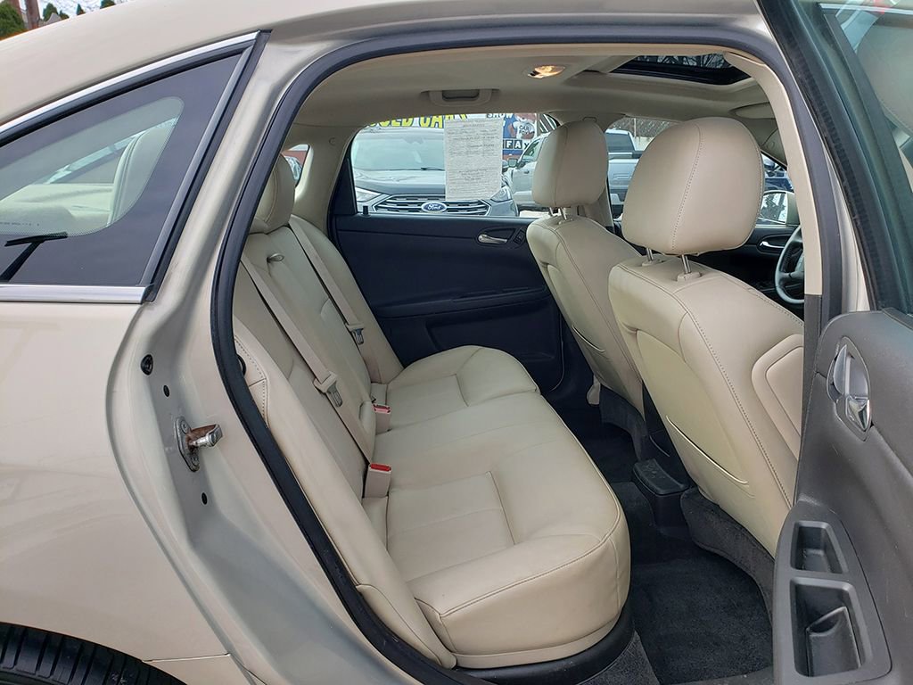 Used 2012 Chevrolet Impala LTZ image 17