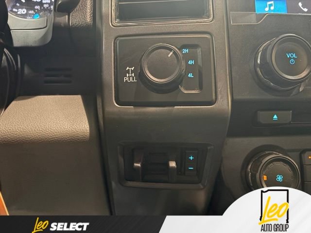 Used 2018 Ford F350 XLT w/ XLT Premium Package AWD/4WD image 17
