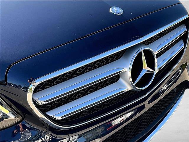 Used 2017 Mercedes-Benz E 300 4MATIC image 24