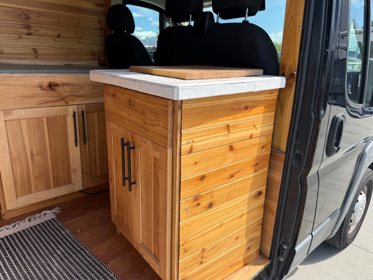 Used 2015 RAM ProMaster 2500 w/ Cargo Convenience Group FWD image 17