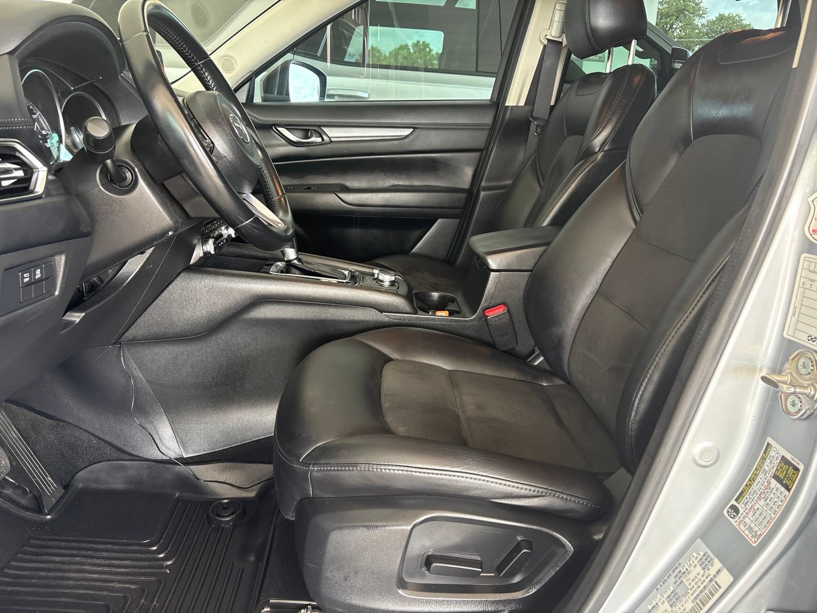 Used 2020 MAZDA CX-5 Touring FWD image 13