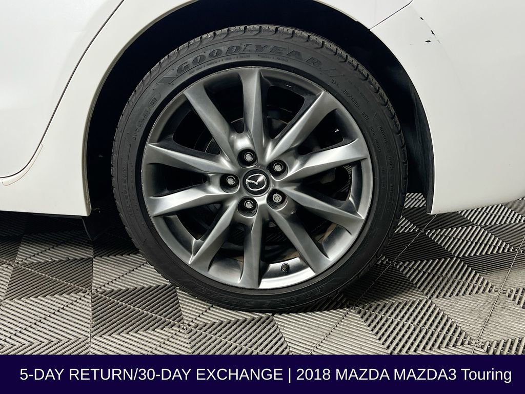 Used 2018 MAZDA MAZDA3 Touring image 36