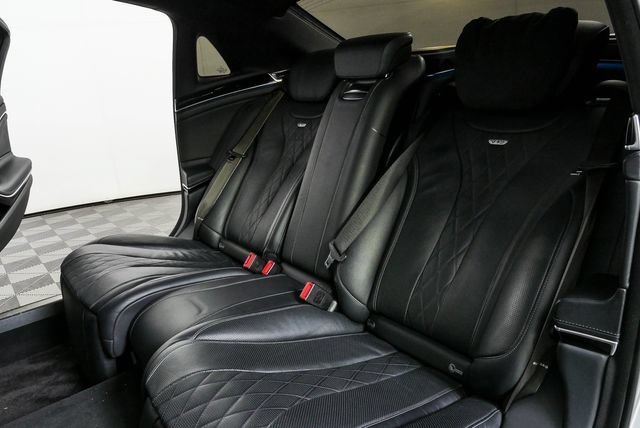 Used 2018 Mercedes-Benz Maybach S 650 image 3