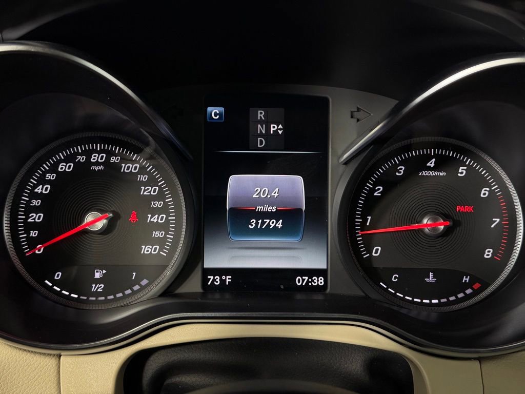 Used 2019 Mercedes-Benz GLC 300 4MATIC image 13