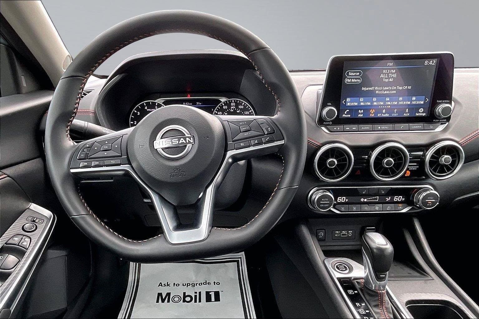 Used 2025 Nissan Sentra SR FWD image 6