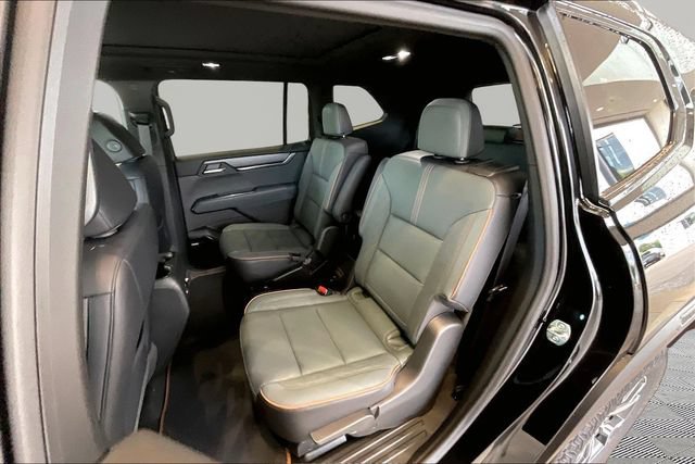 New 2026 GMC Acadia AT4 w/ Super Cruise Package AWD/4WD image 11