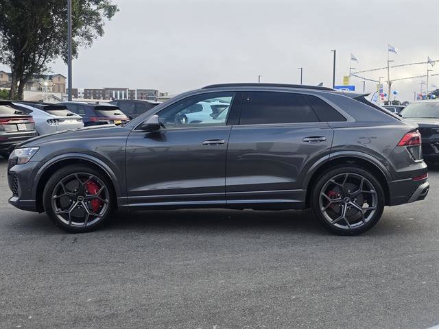 New 2025 Audi RS Q8 performance image 36