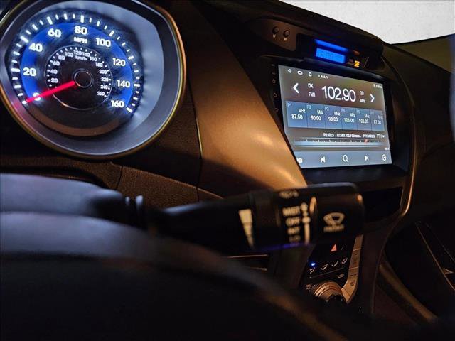 Used 2012 Hyundai Elantra Limited image 14