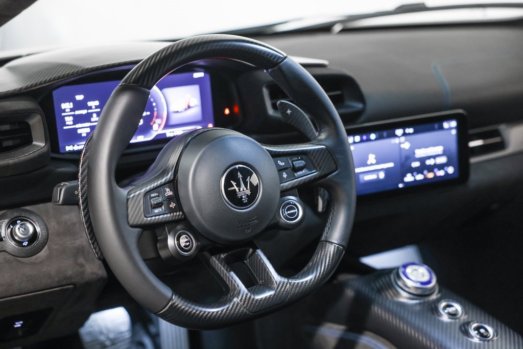 Used 2022 Maserati MC20 Coupe image 28