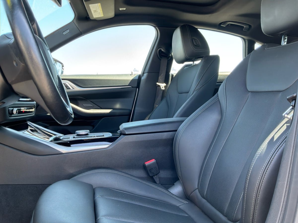 Used 2023 BMW i4 eDrive40 w/ Premium Package RWD image 17