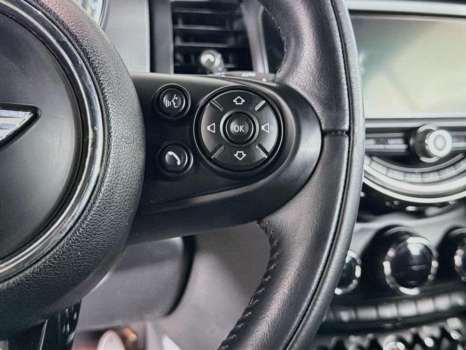 Used 2018 MINI Cooper Convertible FWD image 29