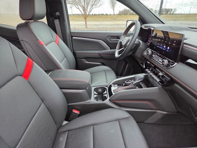 Used 2024 Chevrolet Colorado Z71 w/ Z71 Convenience Package 2 image 34