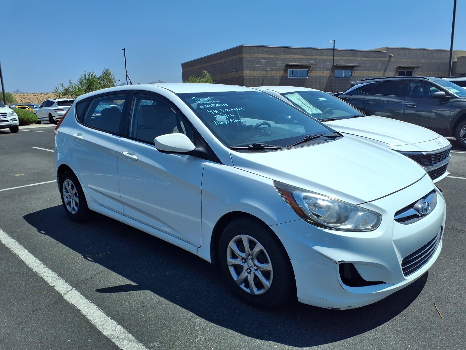 Used 2014 Hyundai Accent GS FWD image 2