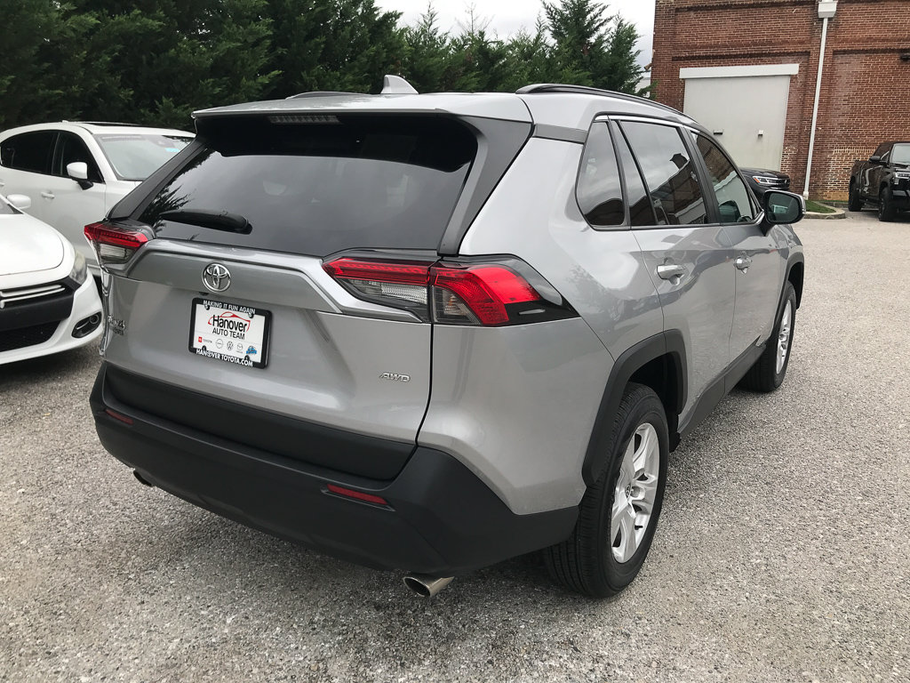 Used 2021 Toyota RAV4 XLE AWD/4WD image 7