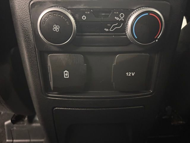 Used 2023 Ford Explorer XLT w/ Equipment Group 202A image 17