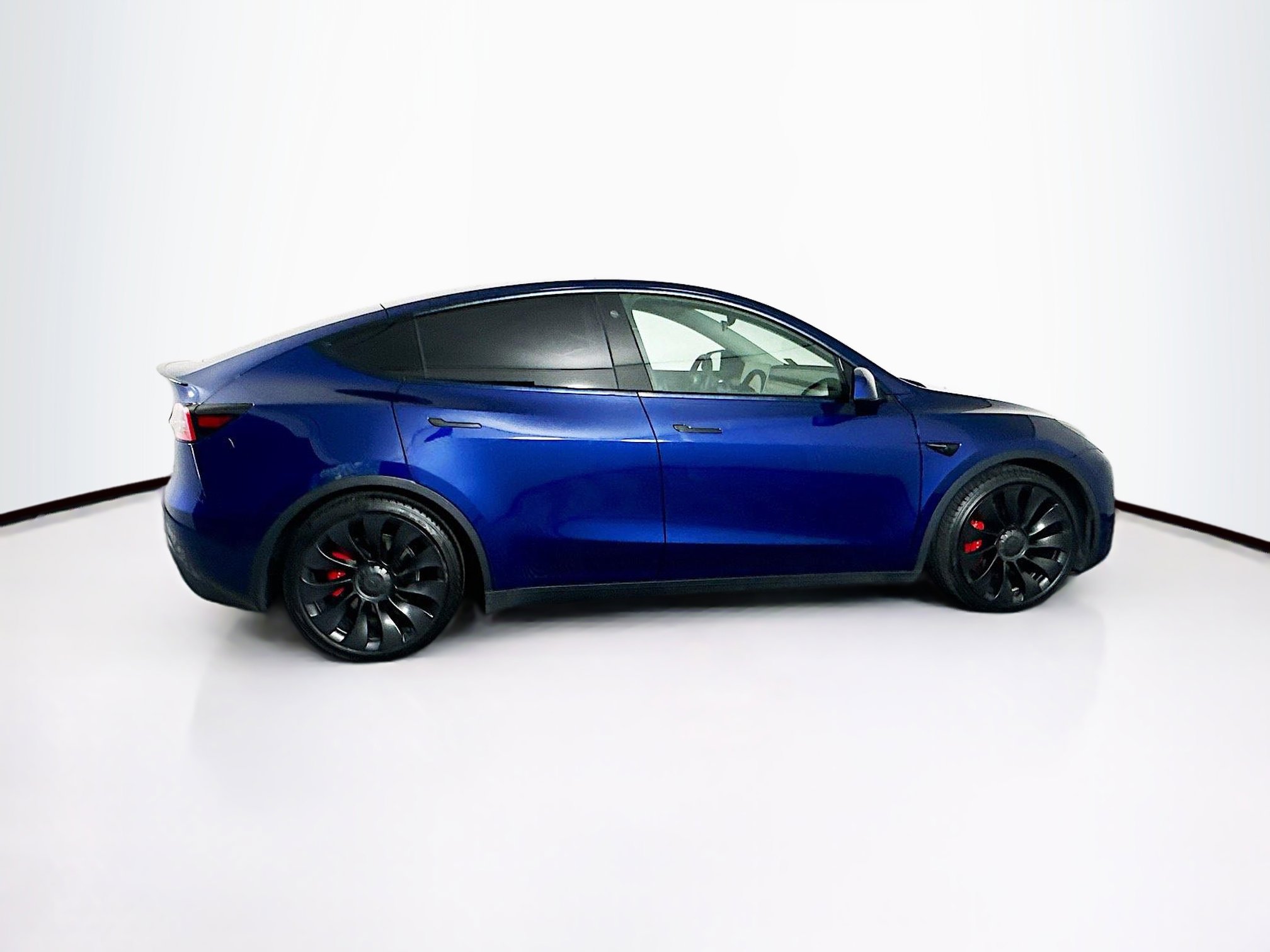 Used 2022 Tesla Model Y Performance image 10