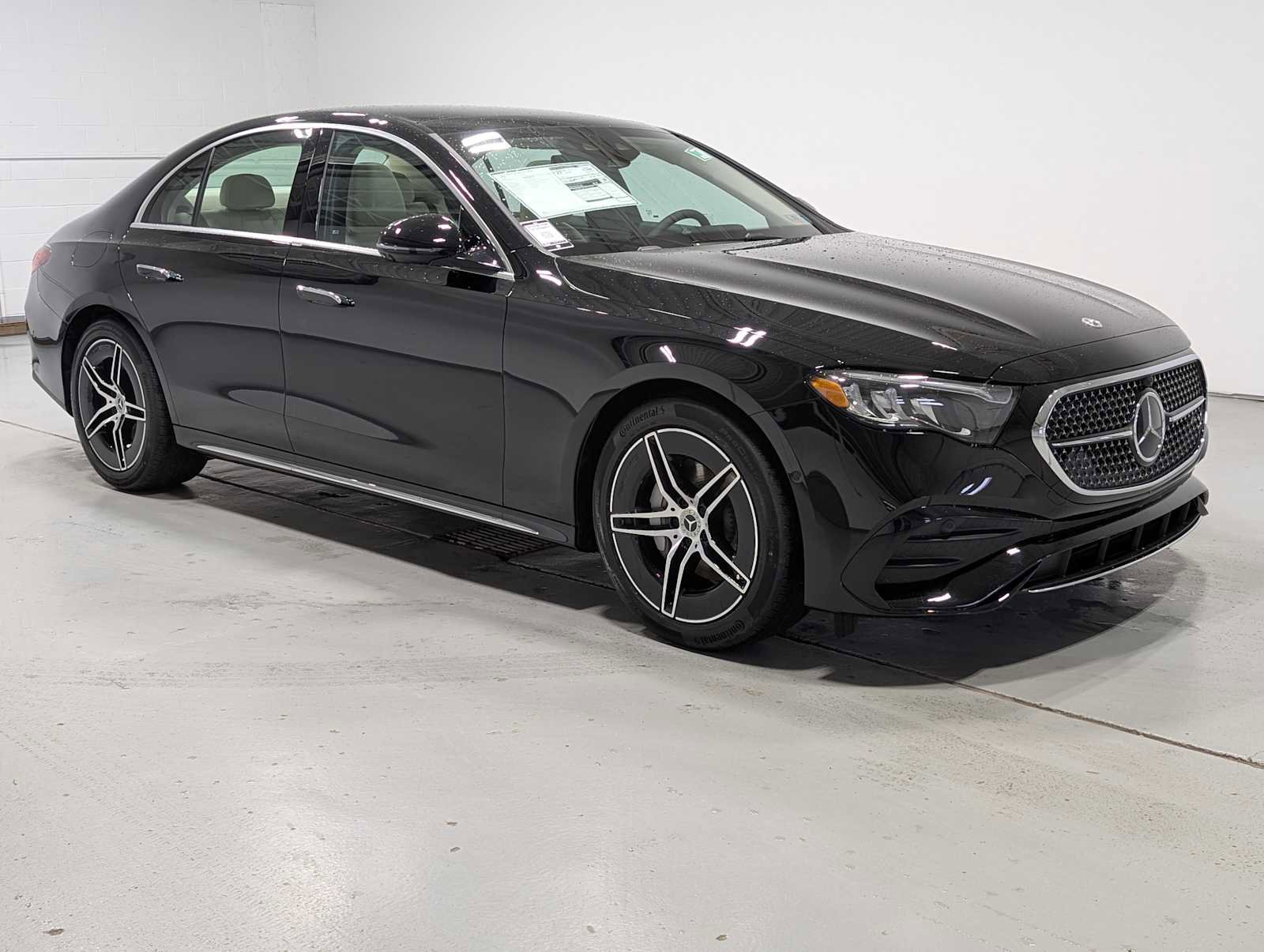 New 2026 Mercedes-Benz E 350 4MATIC Sedan image 6