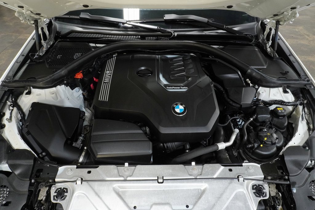 Used 2020 BMW 330i xDrive Sedan w/ Convenience Package image 9