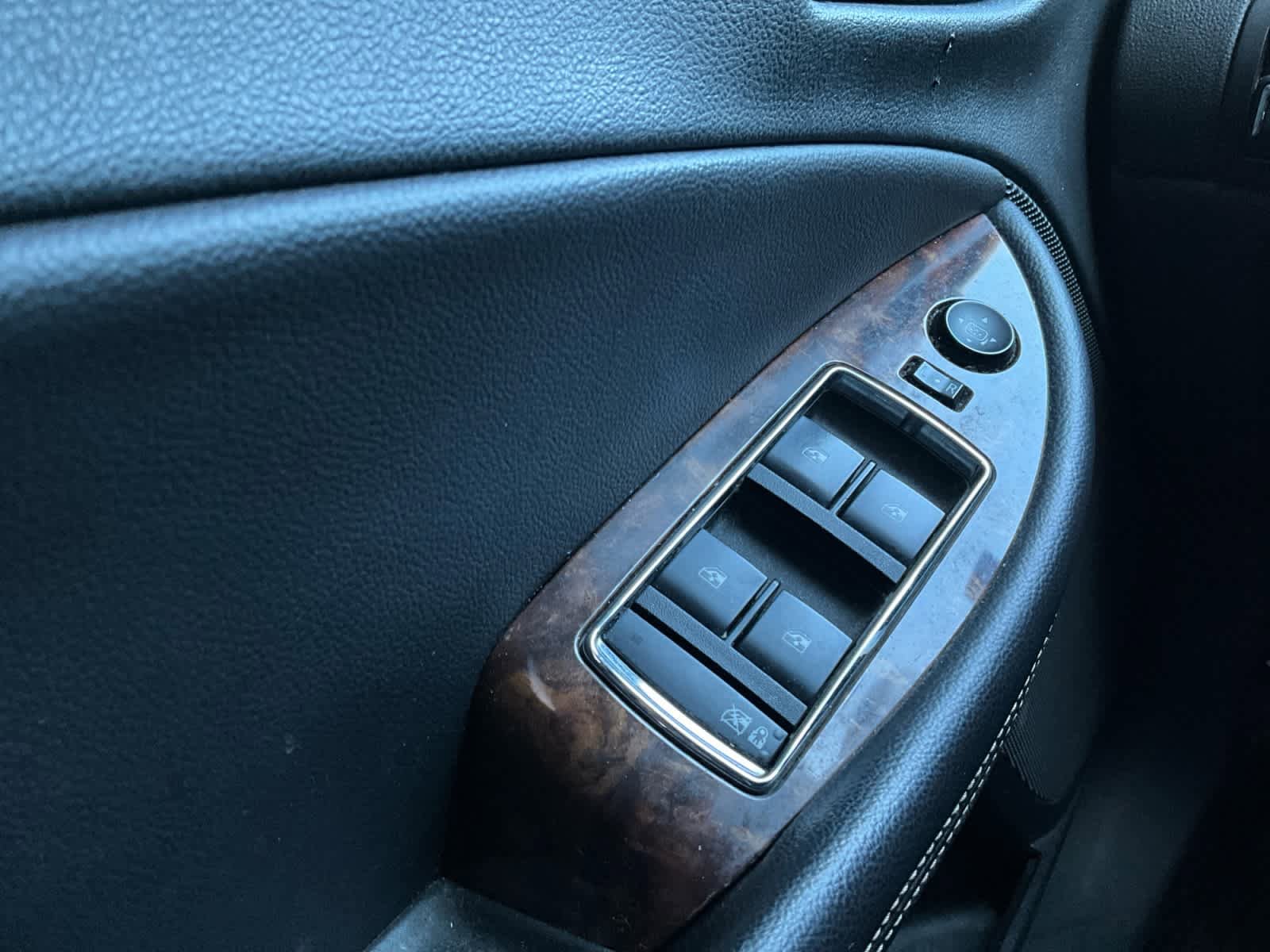 Used 2014 Chevrolet Impala LTZ FWD image 20