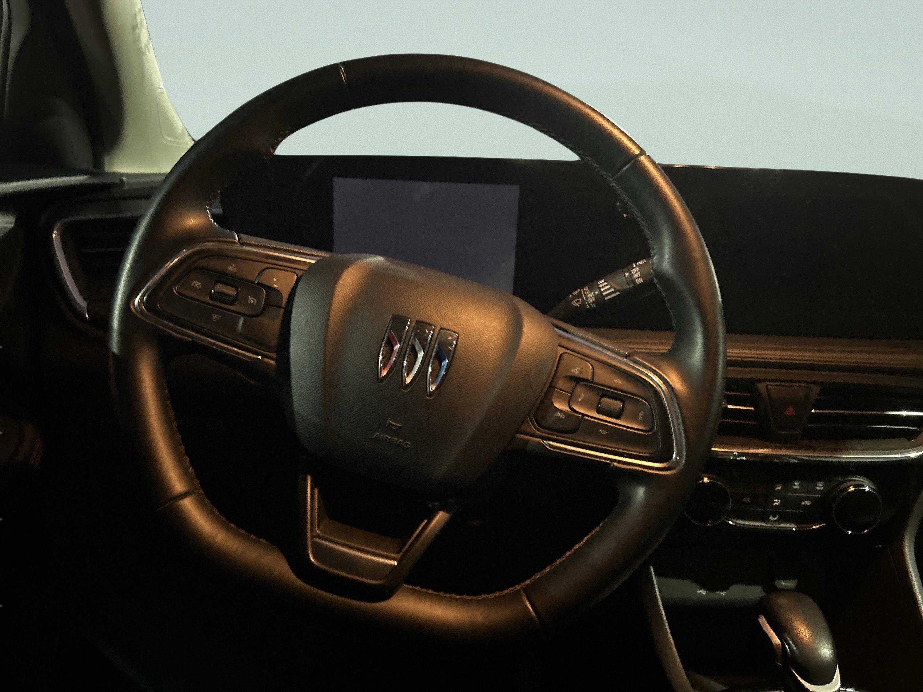 Used 2024 Buick Encore GX Sport Touring image 32