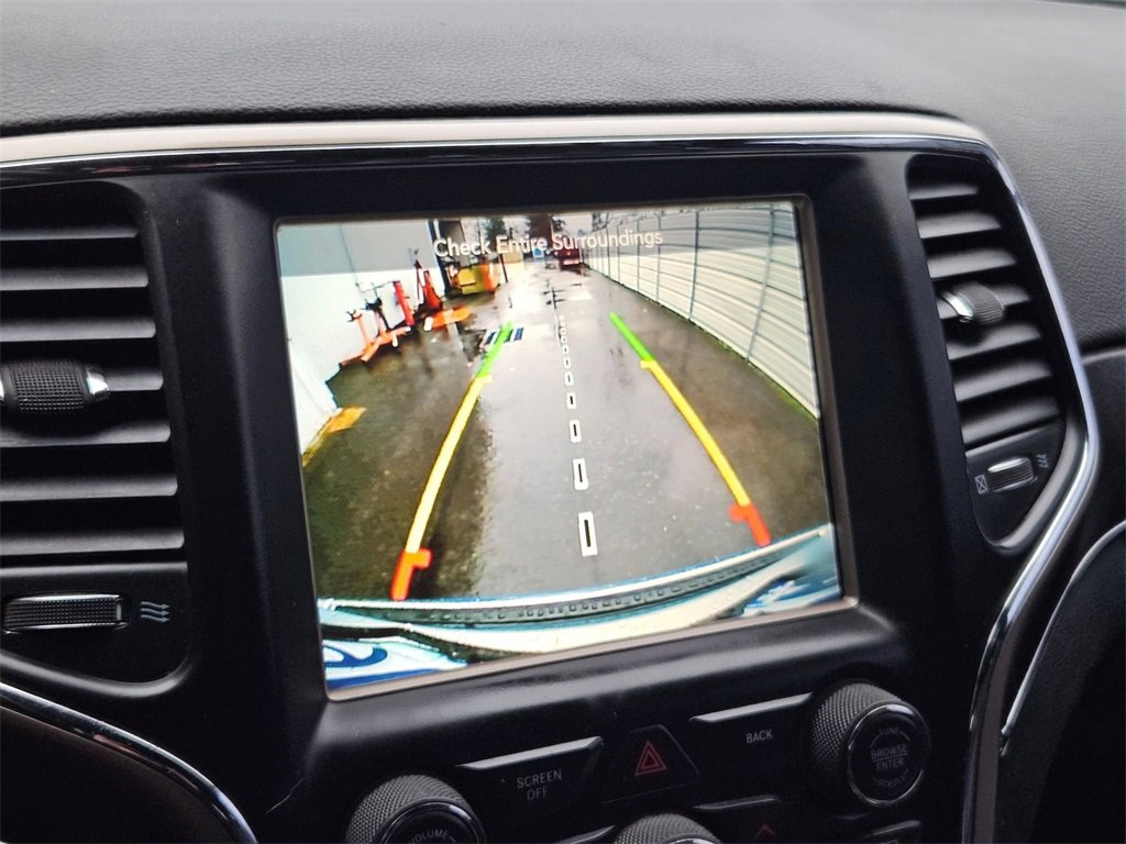 Used 2015 Jeep Grand Cherokee Limited w/ Trailer Tow Group IV image 24