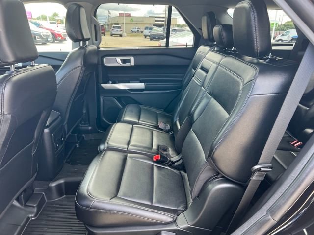 Used 2022 Ford Explorer Limited w/ Class IV Trailer Tow Package image 17