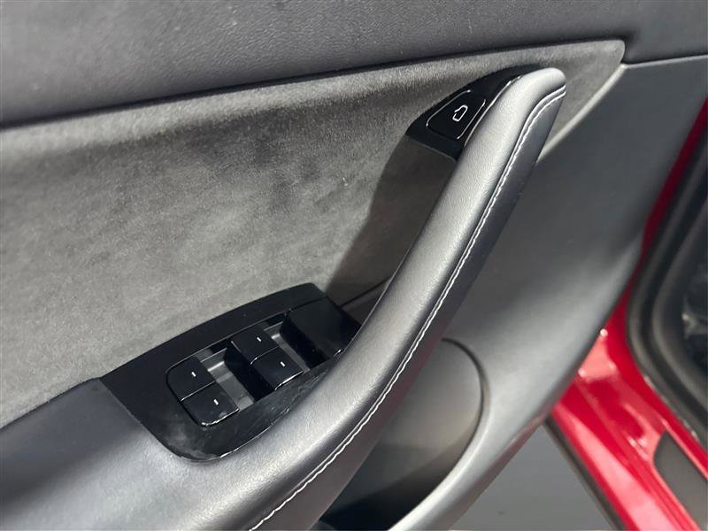 Used 2021 Tesla Model Y 2WD image 26