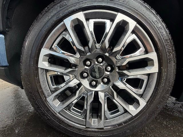 Used 2024 GMC Sierra 1500 Denali Ultimate image 9