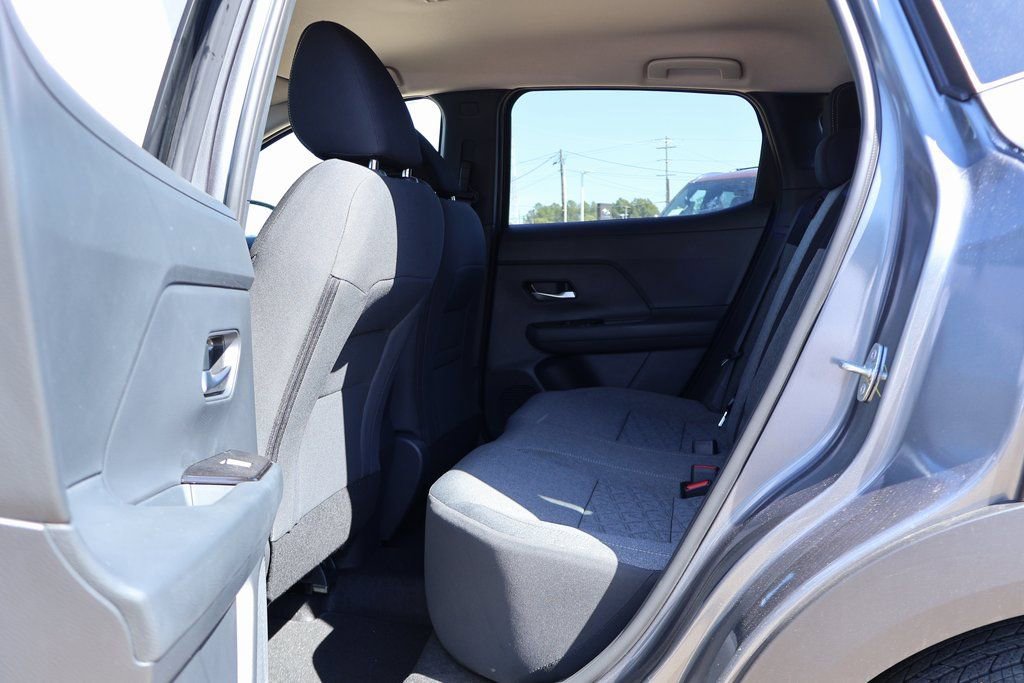 New 2026 Nissan Kicks SV image 8