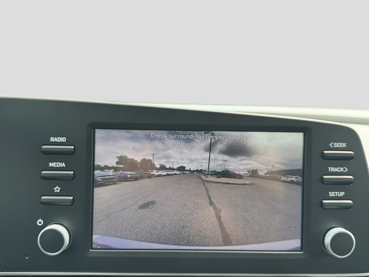 Certified 2023 Hyundai Elantra SE FWD image 22