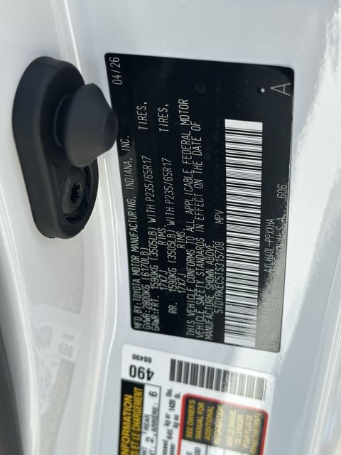 Used 2026 Toyota Sienna XLE FWD image 36