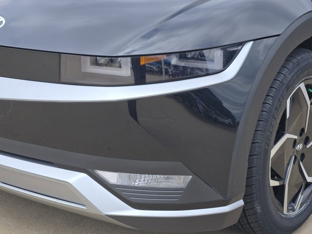 Used 2023 Hyundai Ioniq 5 SE image 30