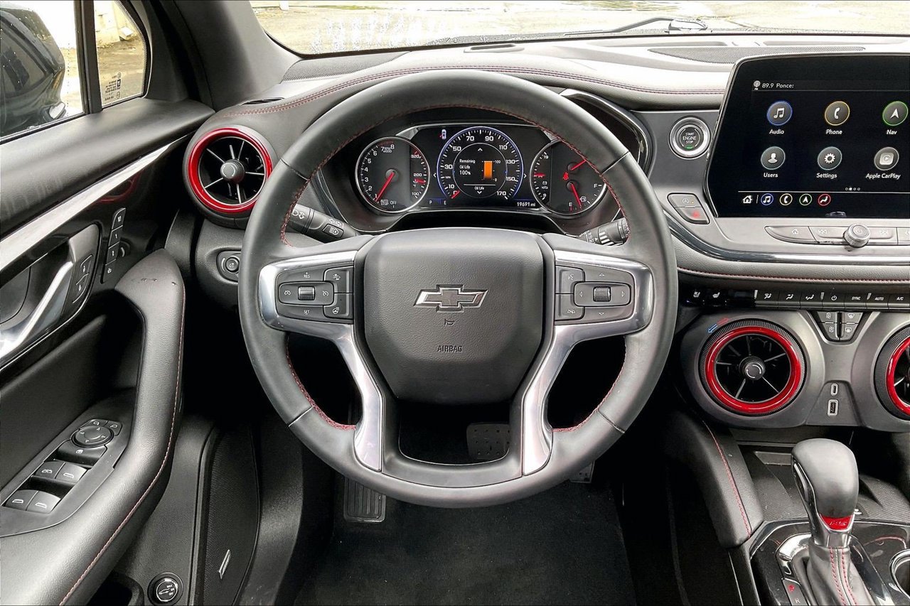 Used 2023 Chevrolet Blazer RS w/ Enhanced Convenience Package FWD image 9