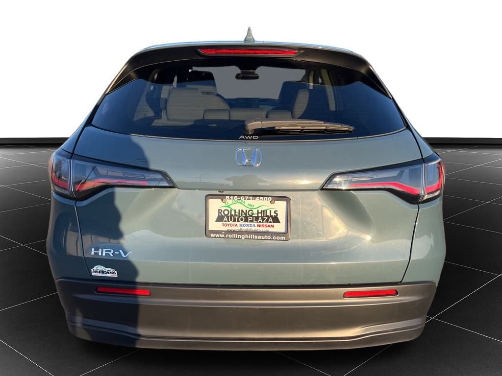Used 2026 Honda HR-V LX image 4