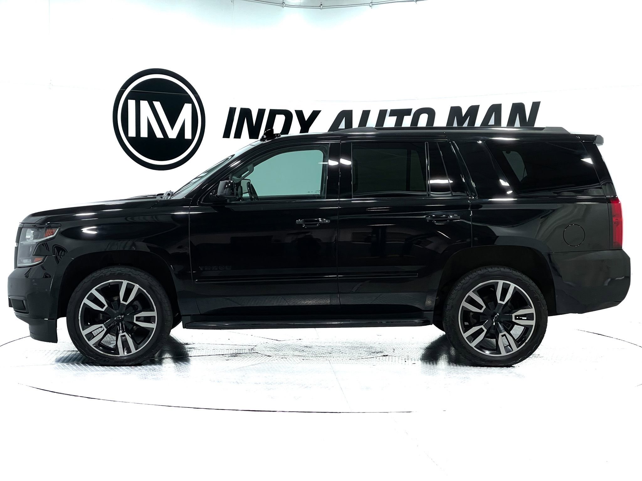 Used 2018 Chevrolet Tahoe Premier AWD/4WD image 7